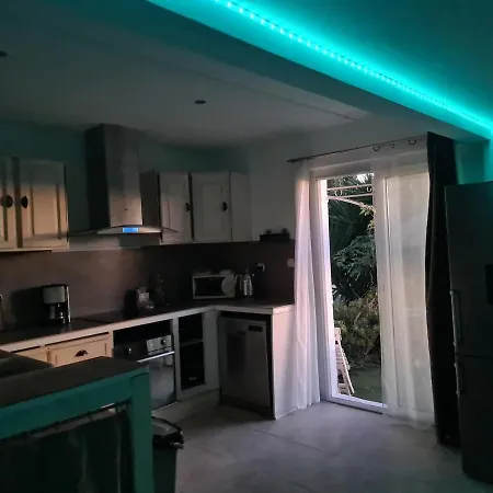 Apartment Flat With Sea View *